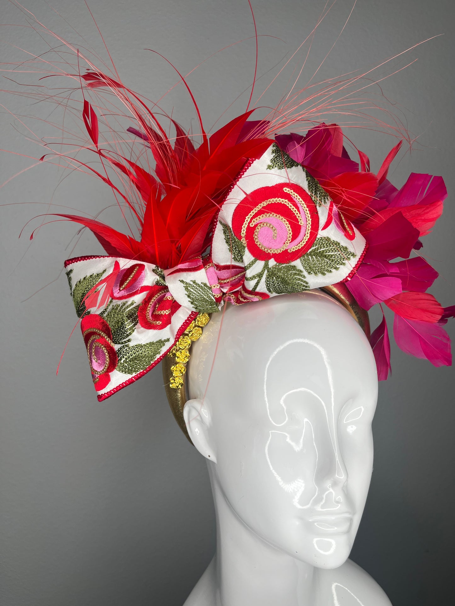 Red and Pink Kentucky Derby Fascinator – Floral Bow Headpiece with Feathers and Gold Headband