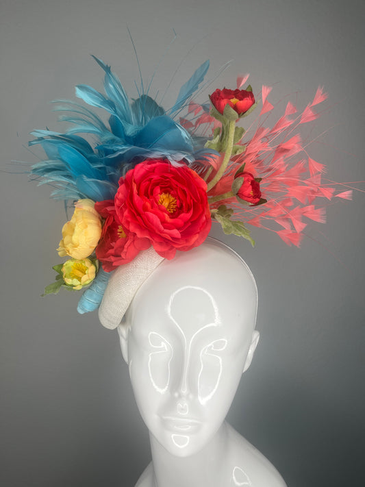 Coral Bloom & Blue Feather Fascinator – Bold Derby Statement Headpiece