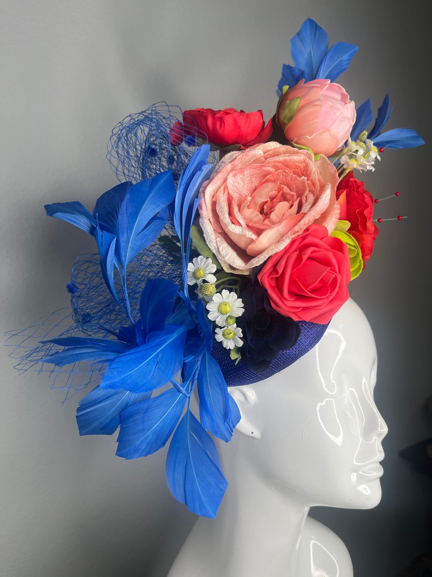 Royal Blue Derby Fascinator with Coral, Peach & Red Floral Arrangement – Kentucky Derby Hat, Statement Race Day Headpiece
