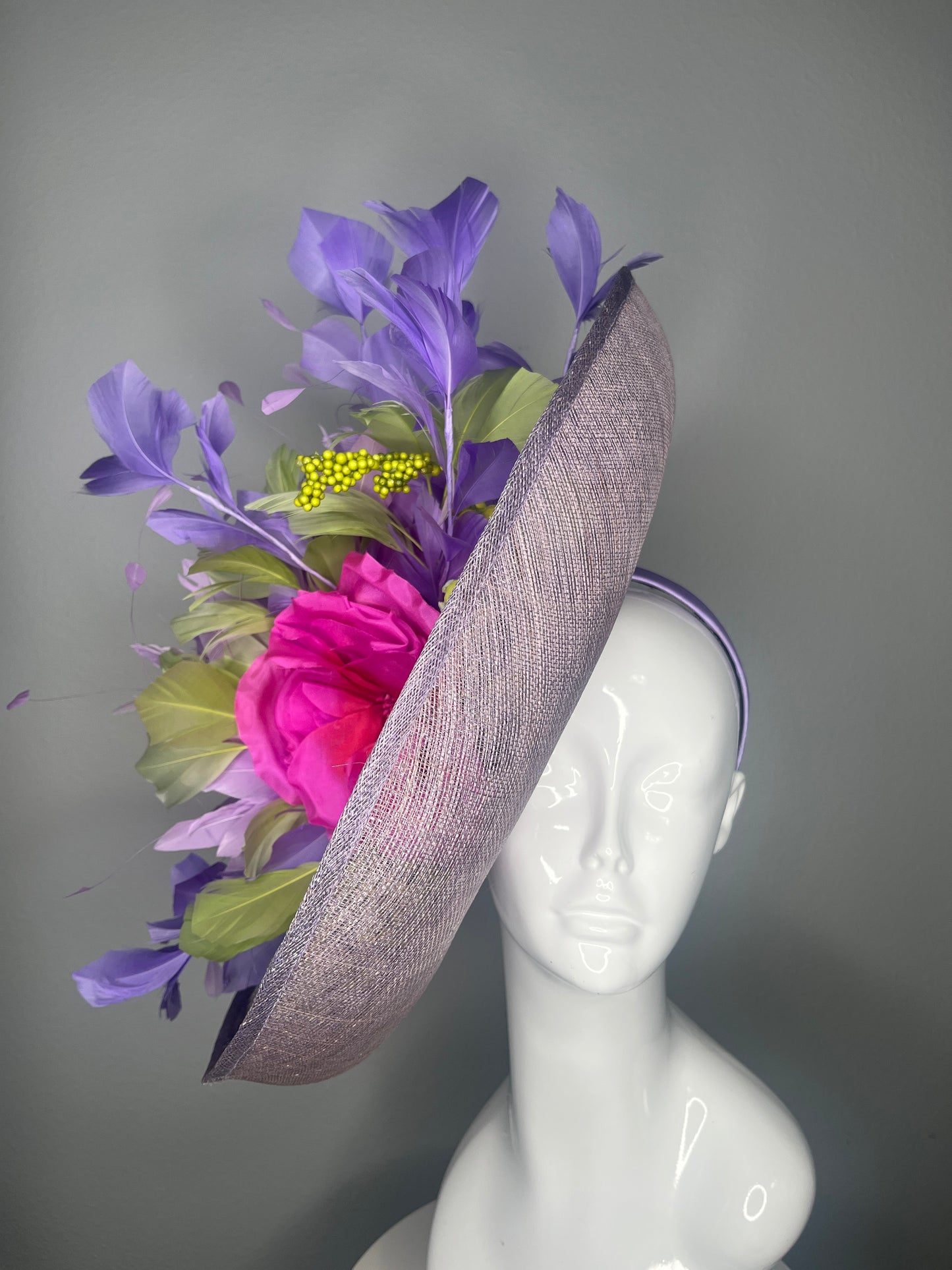 Lavender Purple Kentucky Derby Fascinator Hat – Sculpted Sinamay Headpiece with Pink Floral & Feathers for Race Day