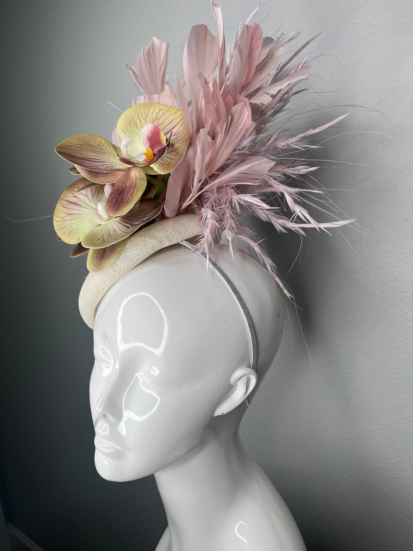 Blush Orchid Fascinator Hat – Kentucky Derby Headpiece, Elegant Nude & Pink Feather Cocktail Hat, Wedding Guest Statement Hat